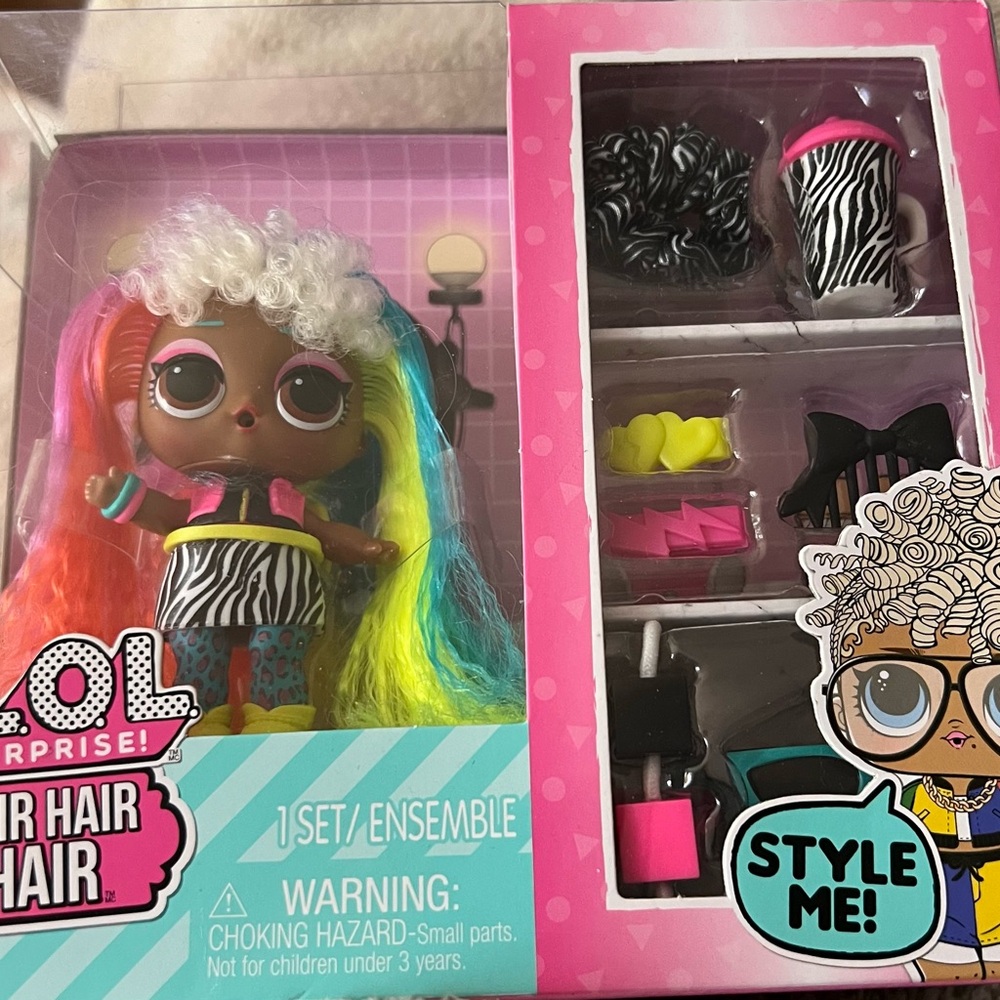 L.O.L. Surprise! Colorful Hair Doll Set
